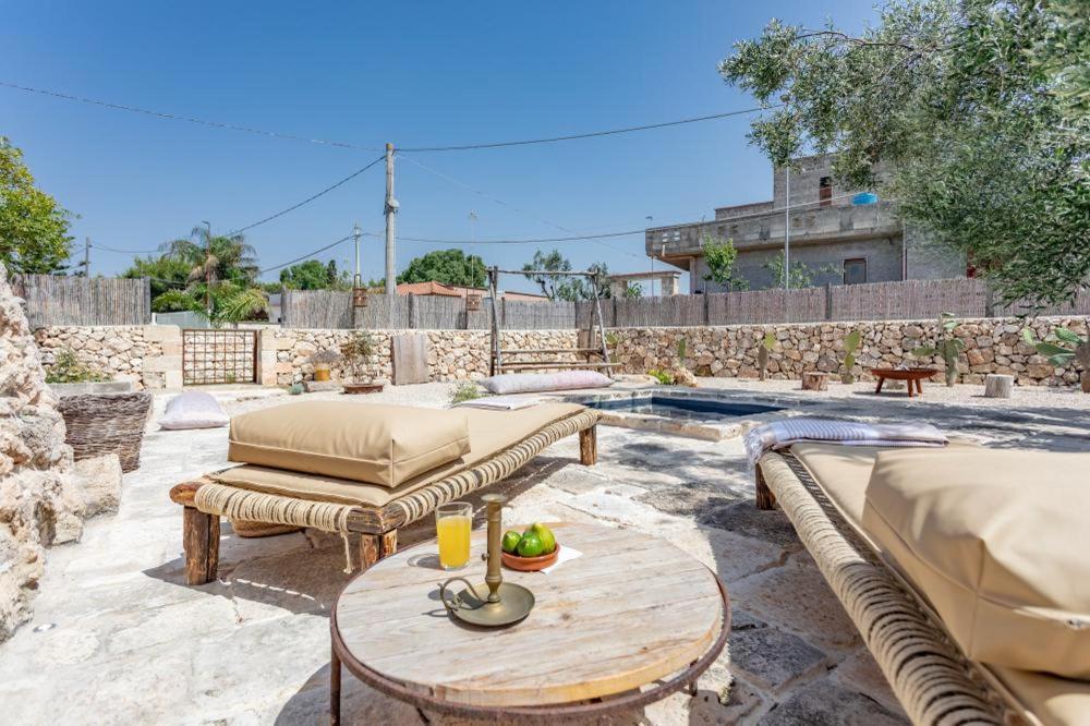 Bed and Breakfast Trullo Santovia Сант-Исидоро Экстерьер фото