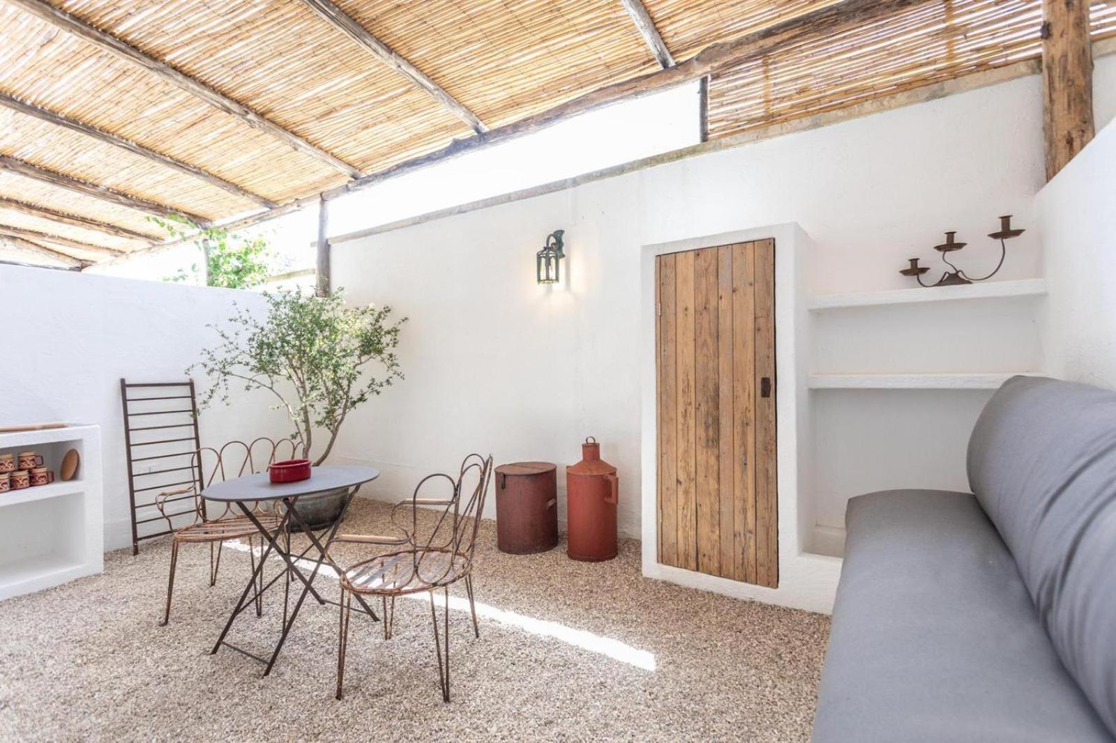 Bed and Breakfast Trullo Santovia Сант-Исидоро Экстерьер фото